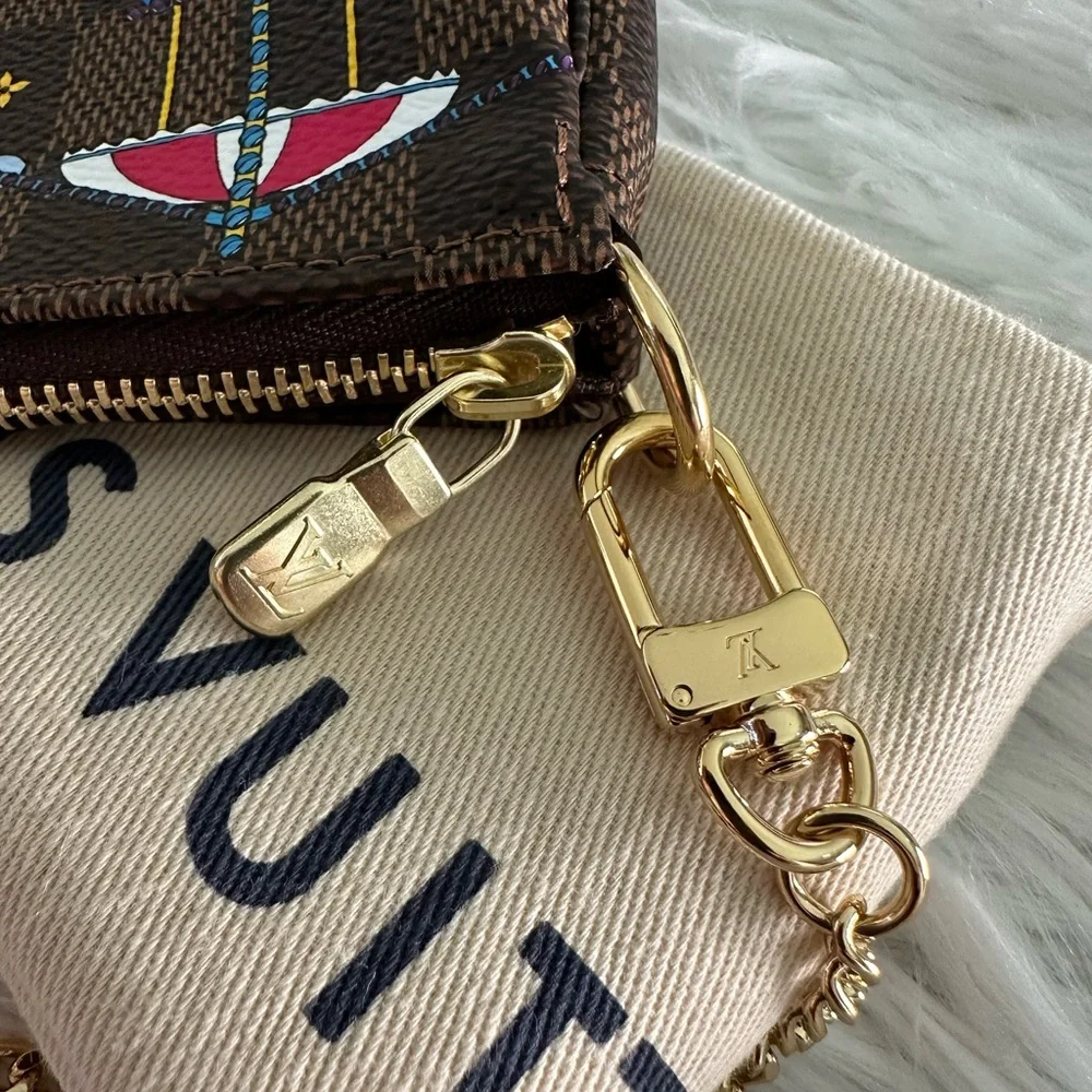 Louis Vuitton Damier Ebene LE‎ Illustre Vivienne Mini Pochette Bag